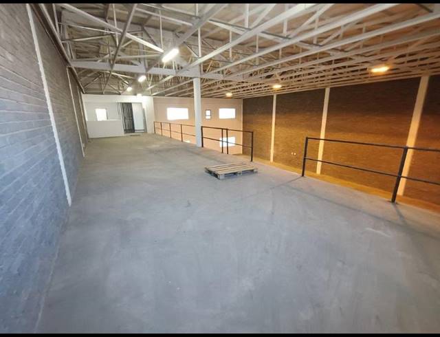 INDUSTRIAL PROPERTY TO RENT IN STORMILL